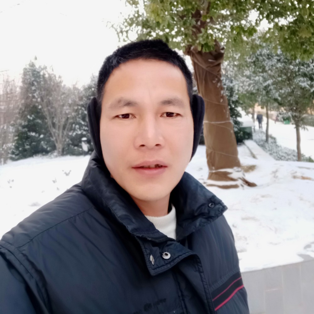 灼热請平湖的照片