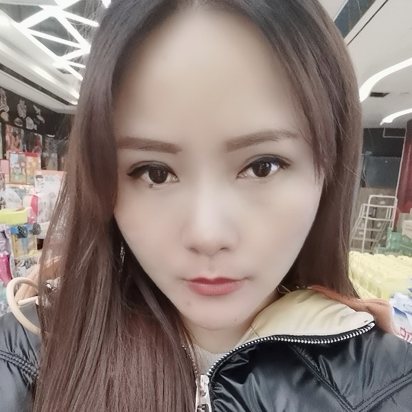 文静邂逅化羽的照片