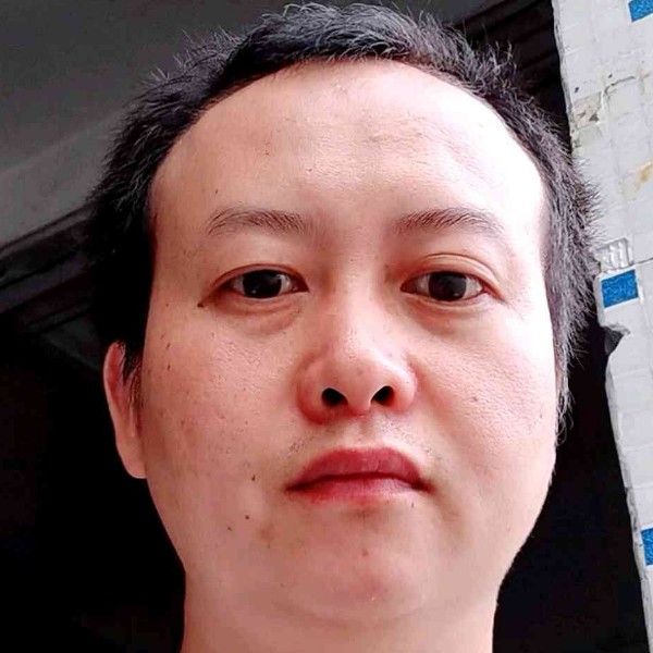 大白兴奋的照片