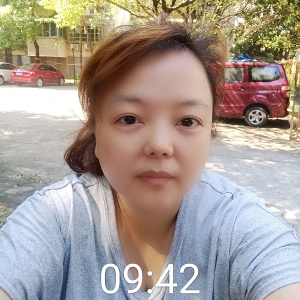 铿镪玫瑰的照片