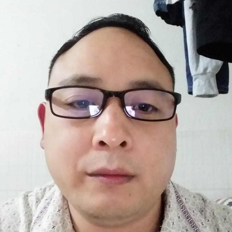 暗淡小路的照片
