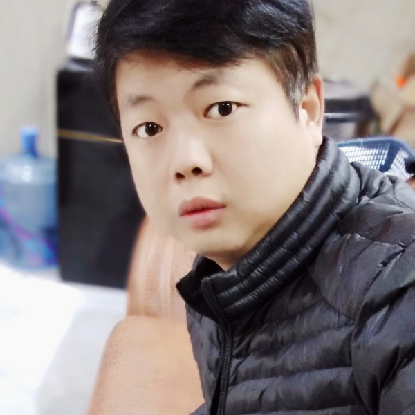 裙子漫步繁荣的照片