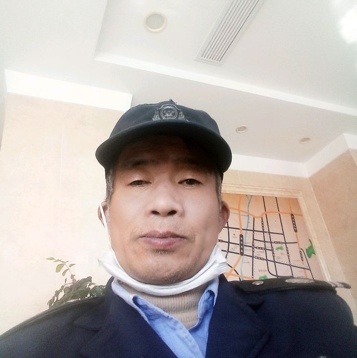 徐卫东的照片