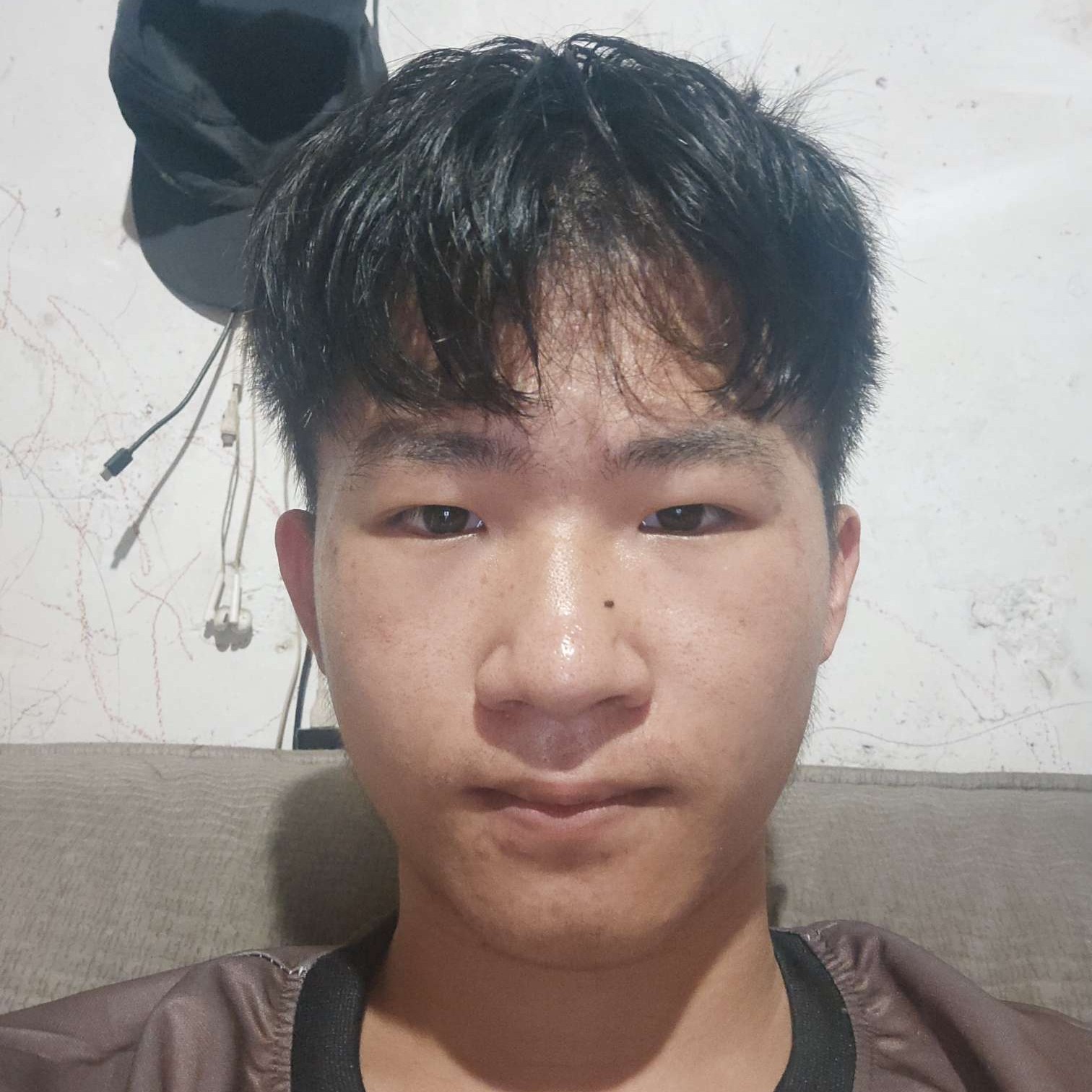 眼神迷途的照片