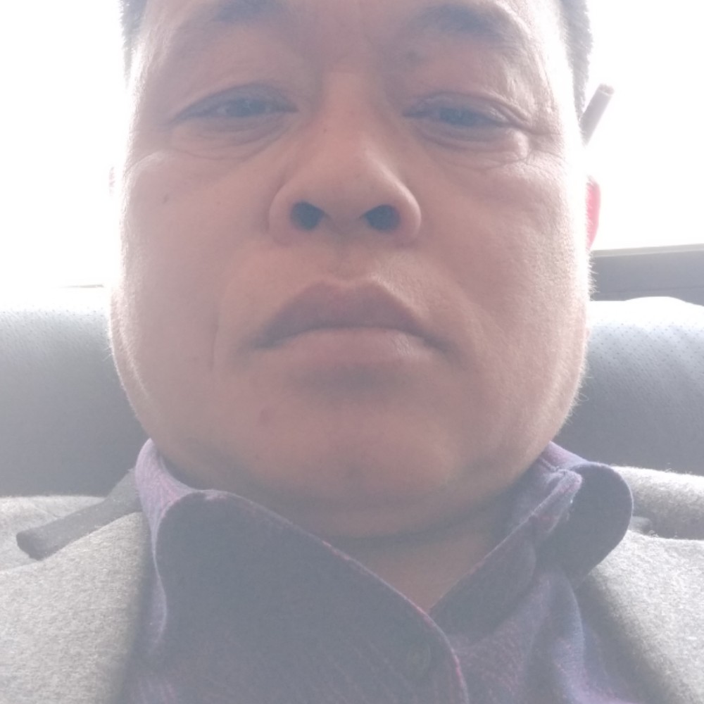 发嗲就菠萝的照片