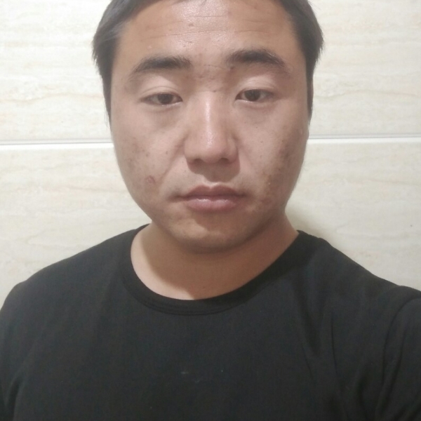 蒙面大叔007的照片