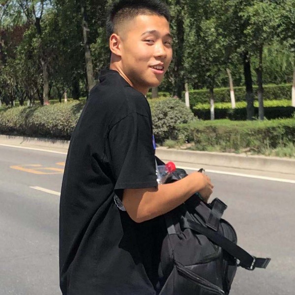 叒叕逸晨的照片