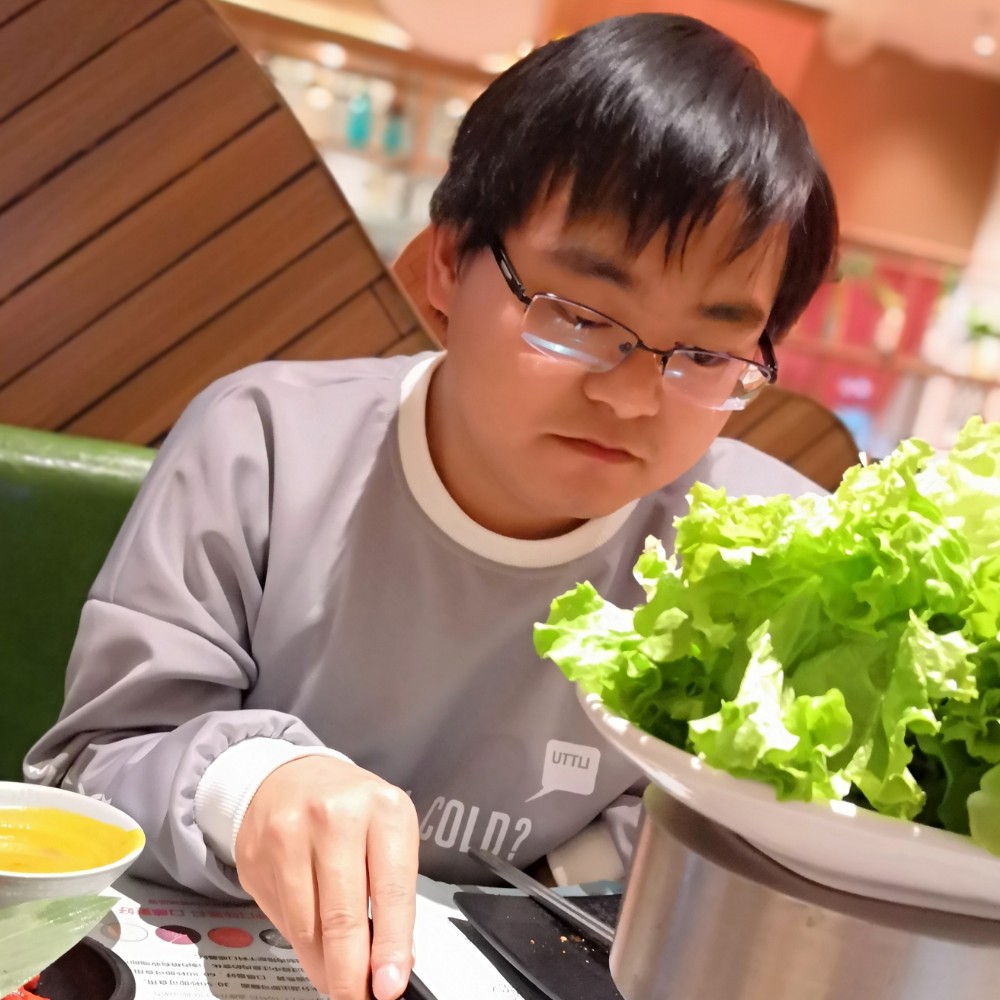 繁花似锦树成荫的照片