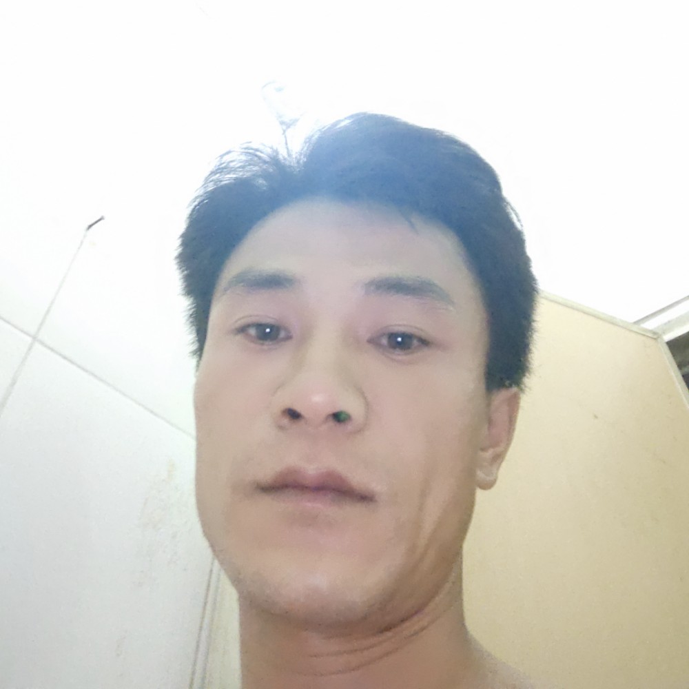 翩飞等待冥王星的照片