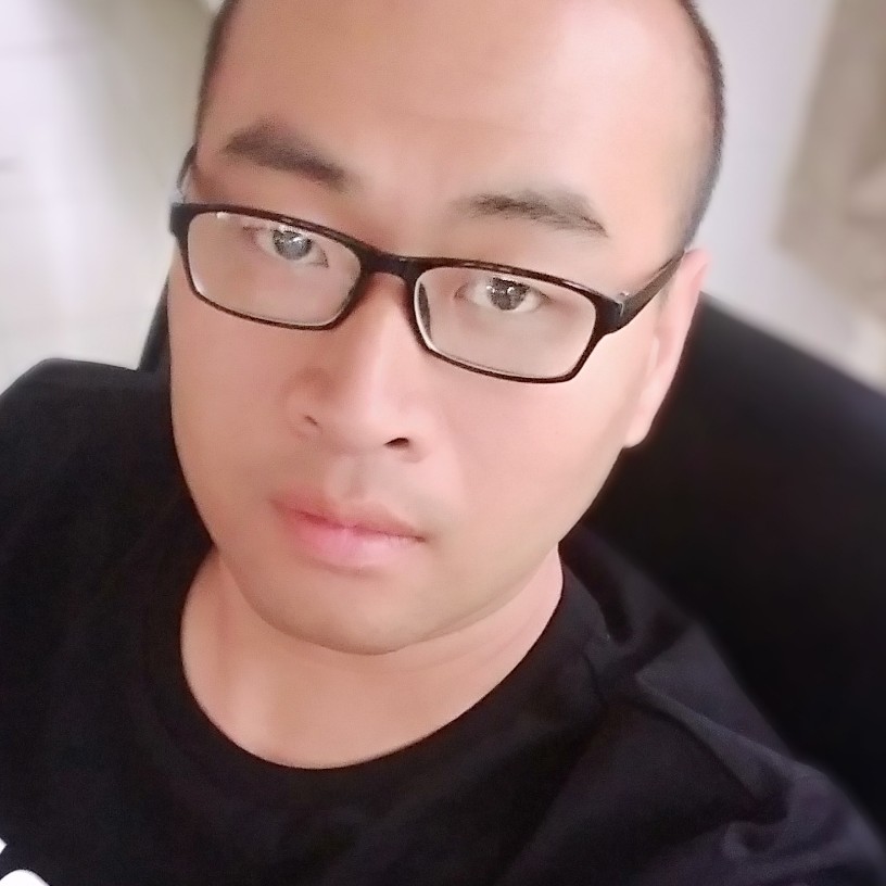 橡皮树的约定的照片