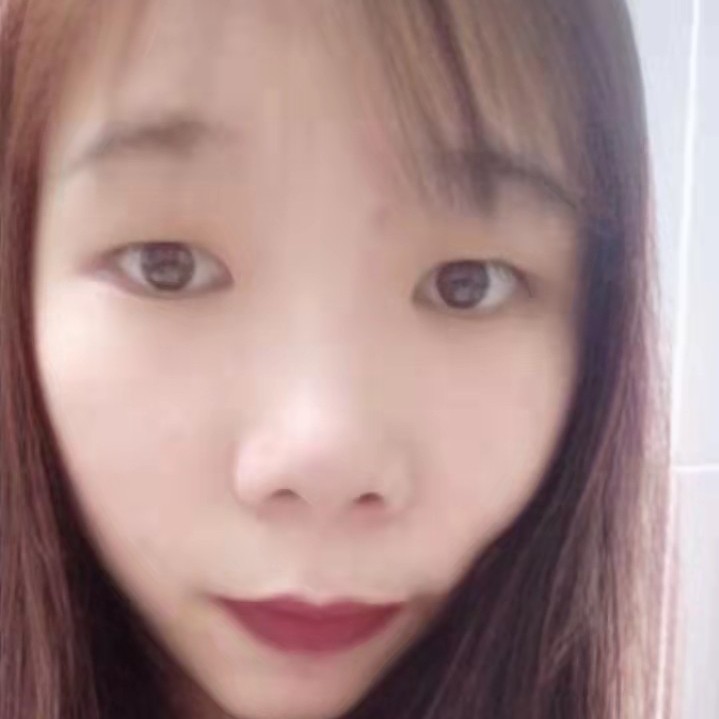 搞笑的乐淩的照片