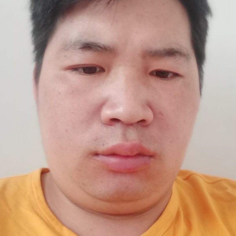 寒冷等待高山的照片
