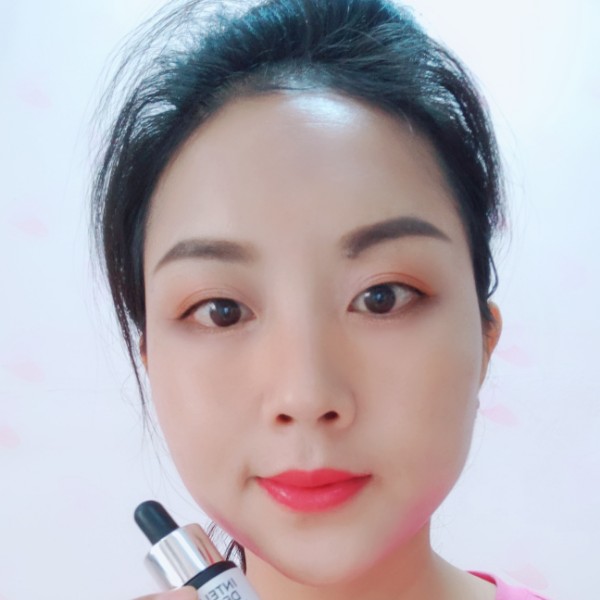 快乐凝眸过客的照片
