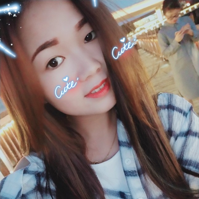 彤(ಥ_ಥ)彤的照片