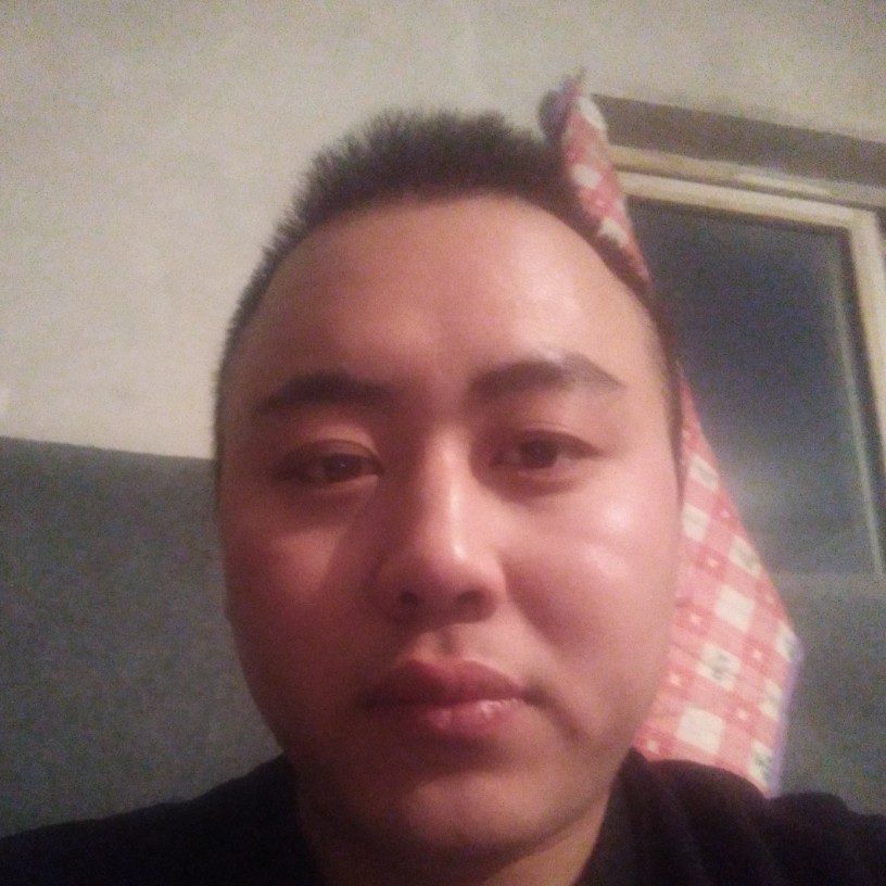 赵亚鲁的照片
