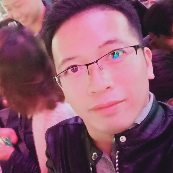 他的•故事的照片