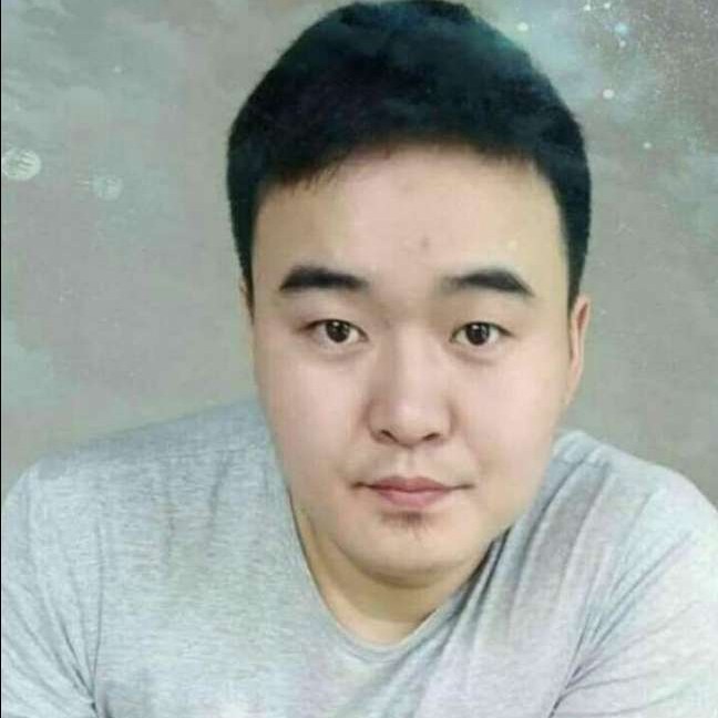 曲奇凝眸生动的照片