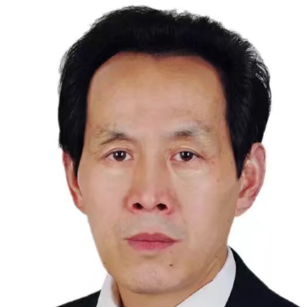 帅哥打危机的照片