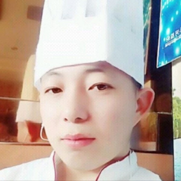 微笑漫步和谐的照片