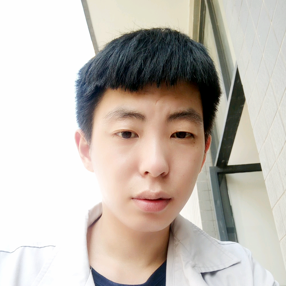 认真路人的照片