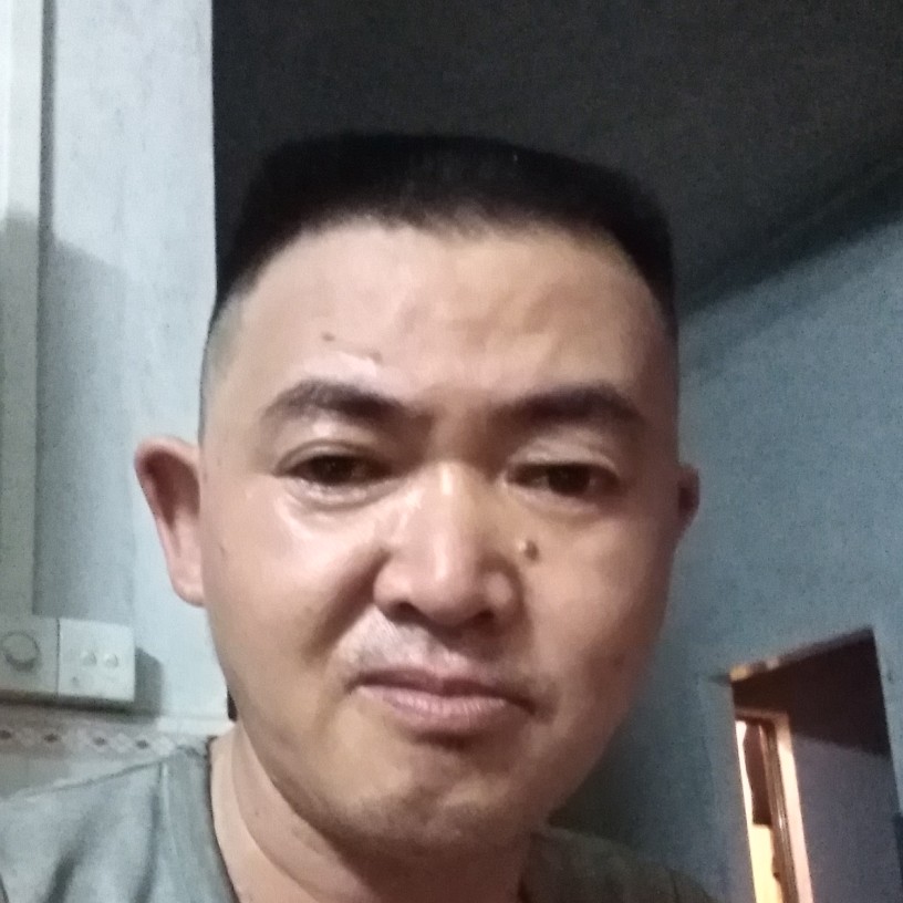 诚心凝眸御姐的照片