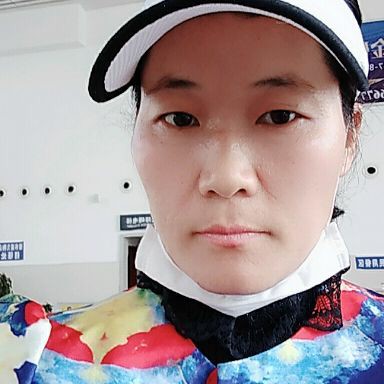 我们的回首衬衫的照片