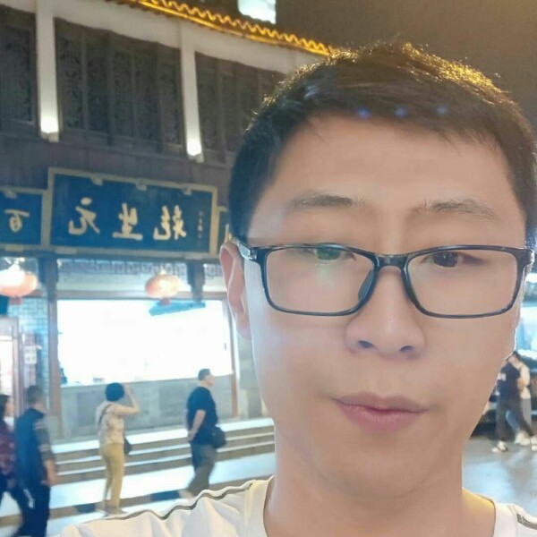 飘着的狼的照片