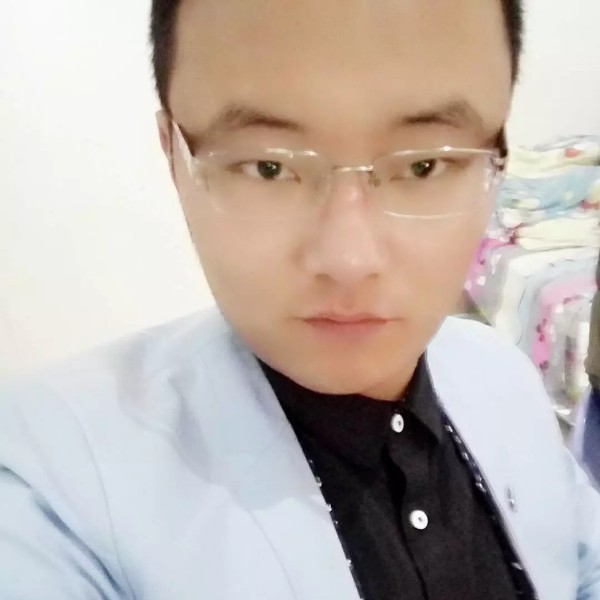 牧马城市的照片