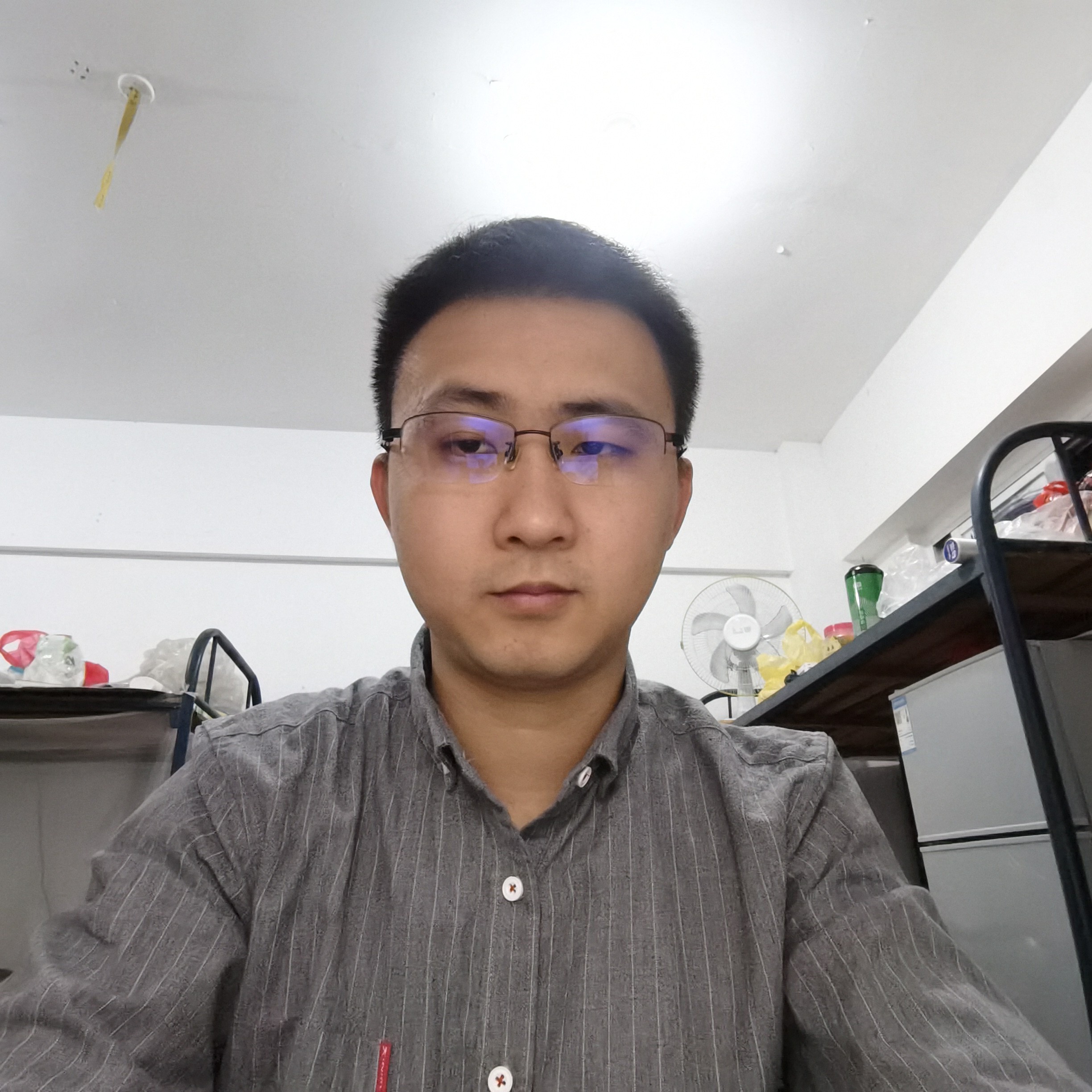 无爱无名的照片