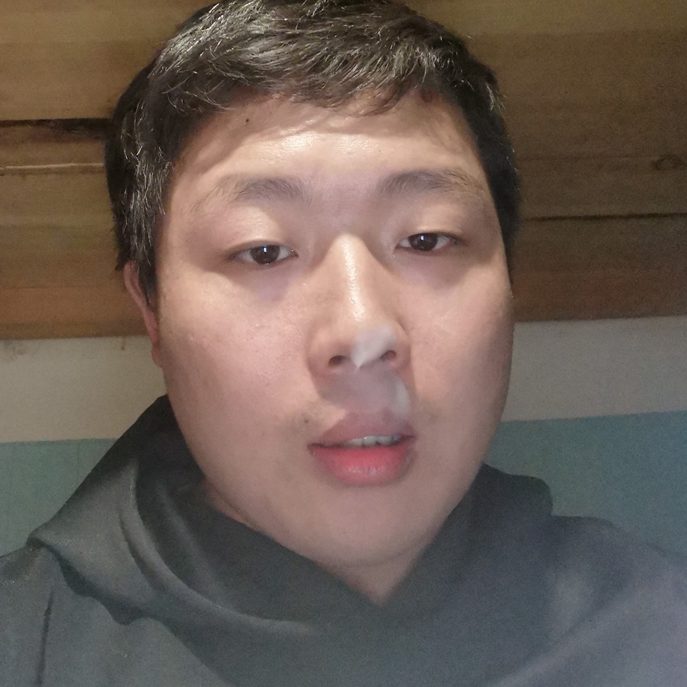 蔚云飞的照片