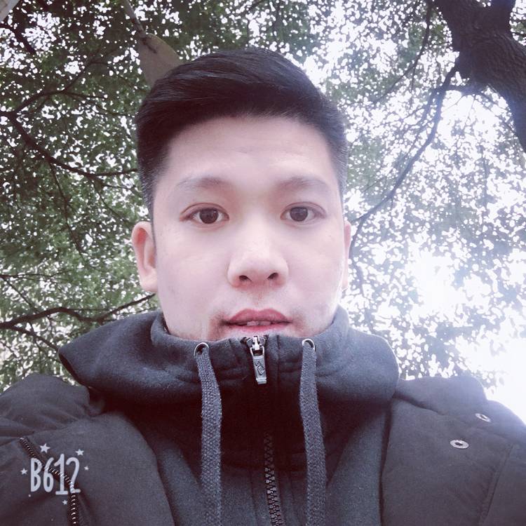 程某的照片