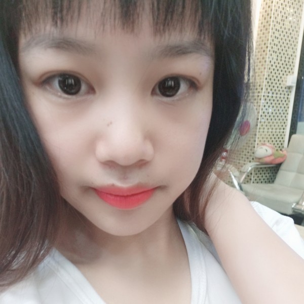 陈桂媚的照片