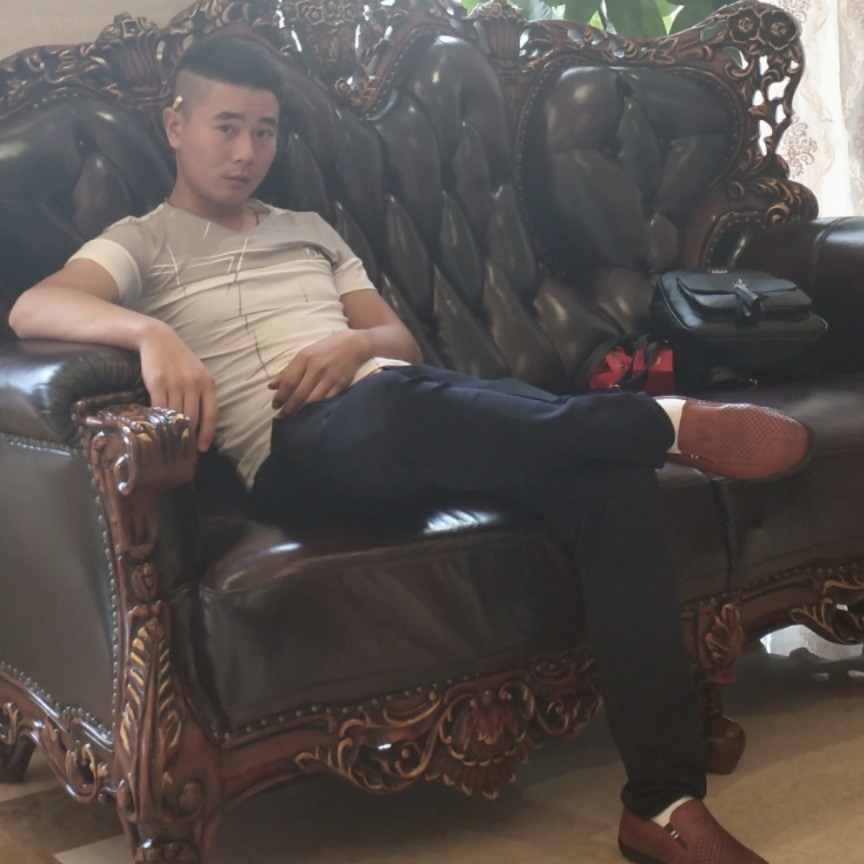 找个小姐姐一起玩的照片
