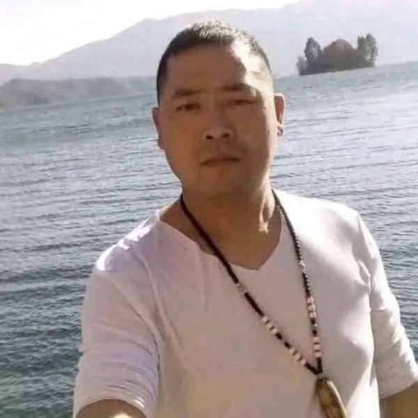演技师兄的照片