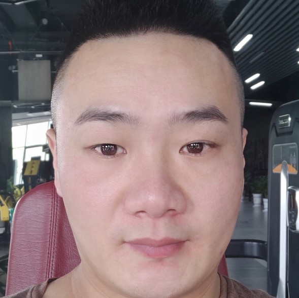 默默的橘子的照片