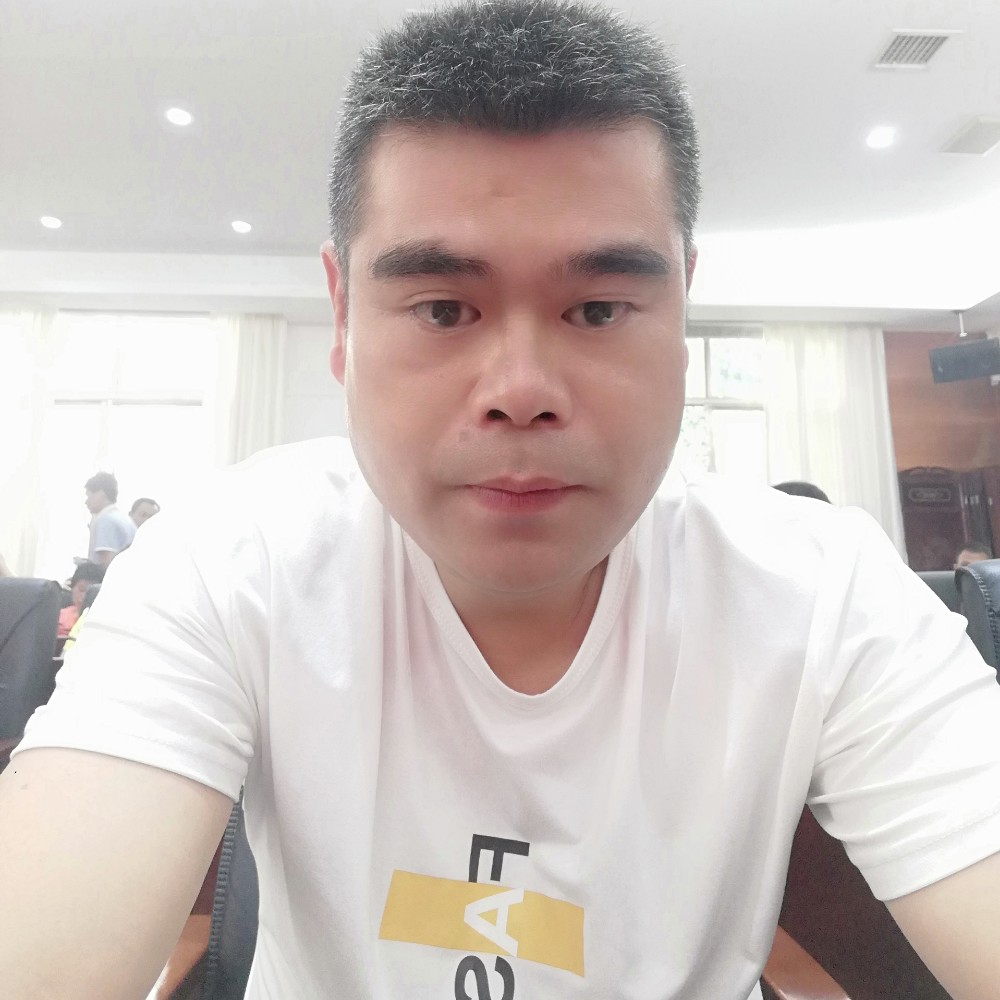 健壮迎冥王星的照片