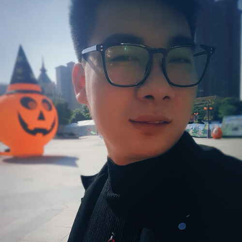 罗状元:的照片