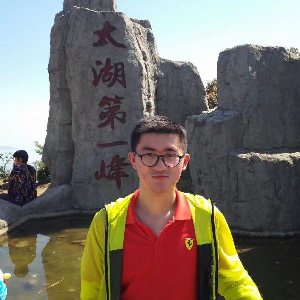 美满凉笙的照片