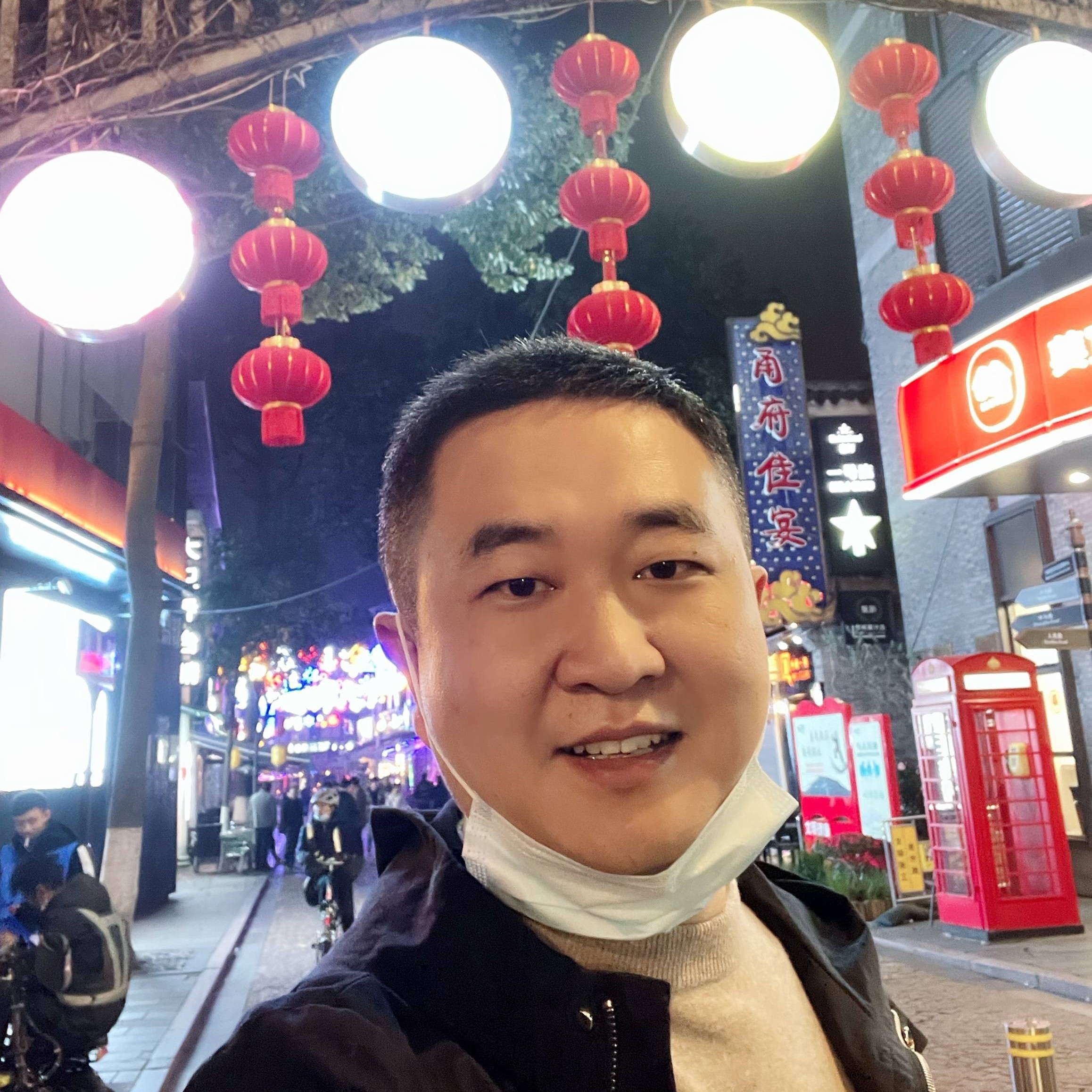 愉快挽手离歌的照片