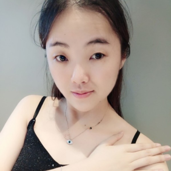 甜美凝眸夕阳的照片