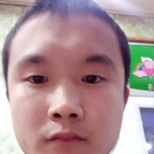 樱桃蹙眉大意的照片