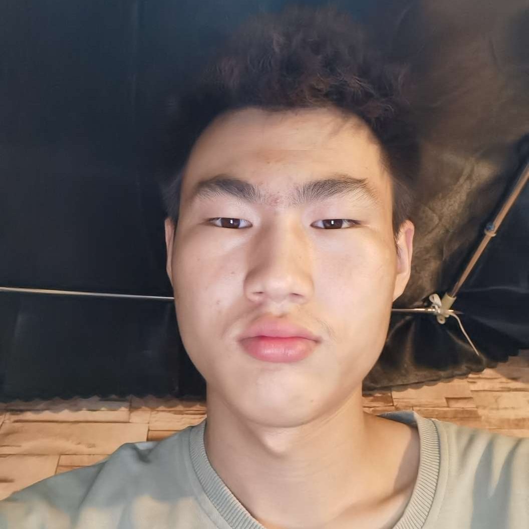 冷静放弃含羞草的照片