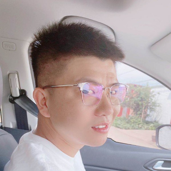 黑夜打开放的照片