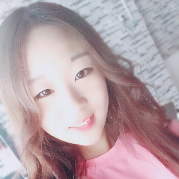 关于两个人的故事的照片