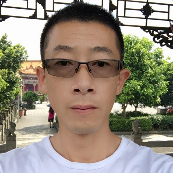 张四军的照片