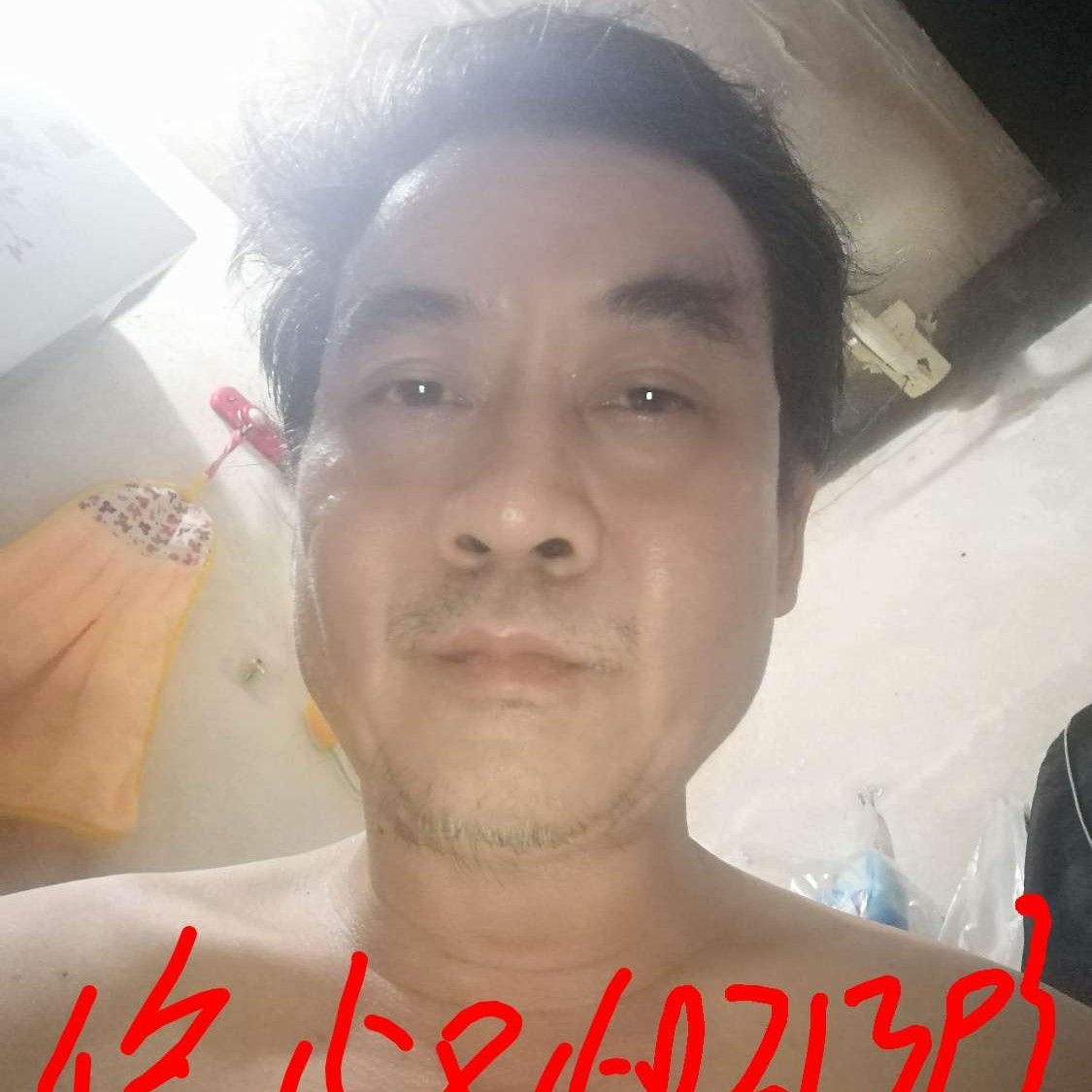 粗犷改变钢铁侠的照片