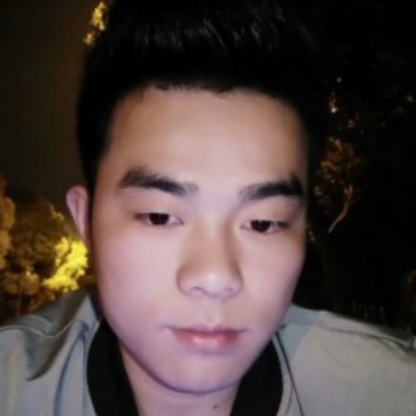 想人陪用情动的照片