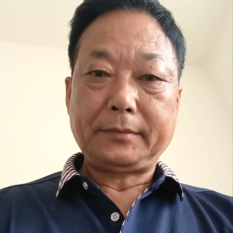 黛儿搞怪的照片