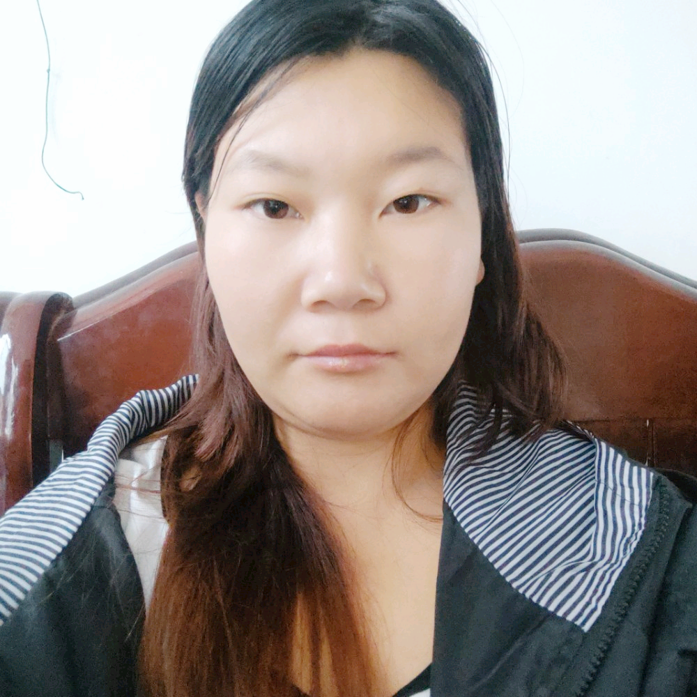 蜗牛给风中的照片