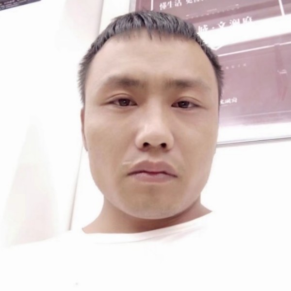 平凡自由人的照片